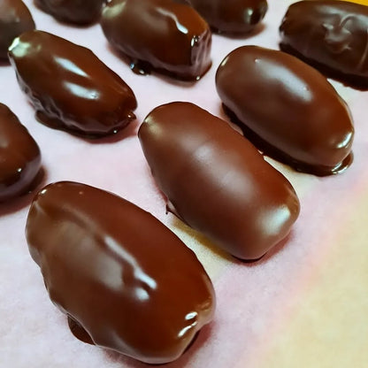 Royal Date Bites
